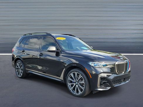 Used 2021 BMW X7 M50i AWD/4WD image 2