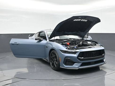 Used 2025 Ford Mustang GT Premium w/ GT Performance Package RWD image 60
