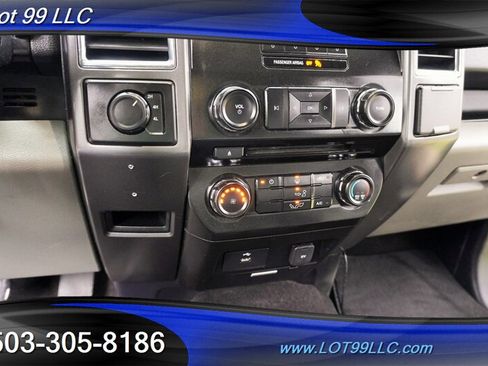 Used 2016 Ford F150 XLT AWD/4WD image 23