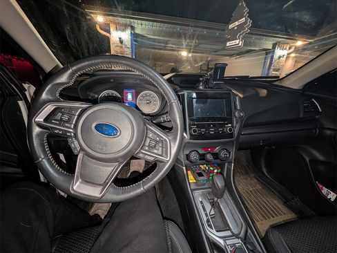 Used 2021 Subaru Forester Premium image 18