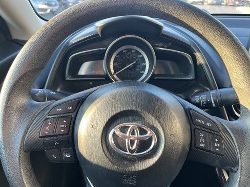 Used 2018 Toyota Yaris iA image 13