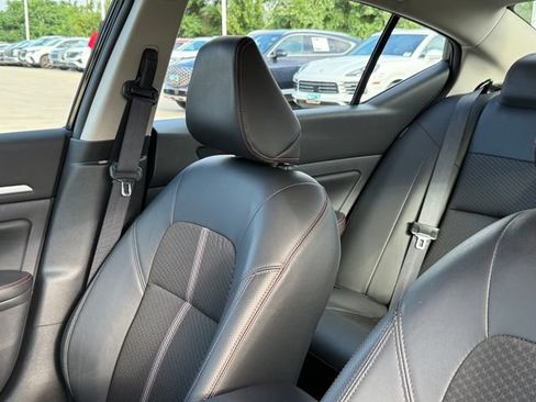 Used 2026 Nissan Altima 2.5 SR FWD image 10