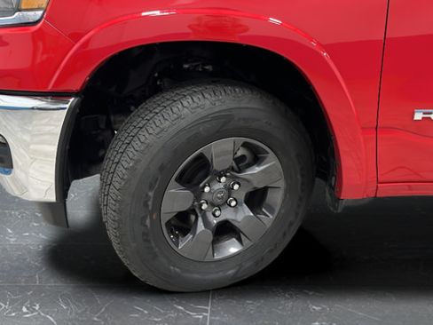 Used 2025 RAM 1500 Big Horn AWD/4WD image 38