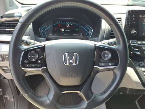 Used 2023 Honda Odyssey Touring image 19