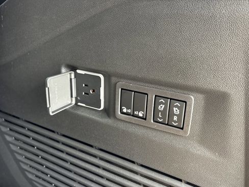 New 2026 Chevrolet Tahoe Premier image 7