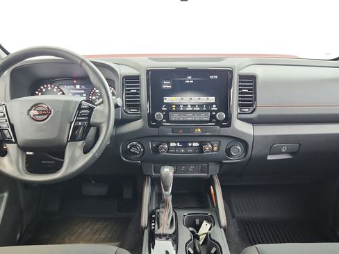 Used 2022 Nissan Frontier PRO-4X w/ Technology Package image 29