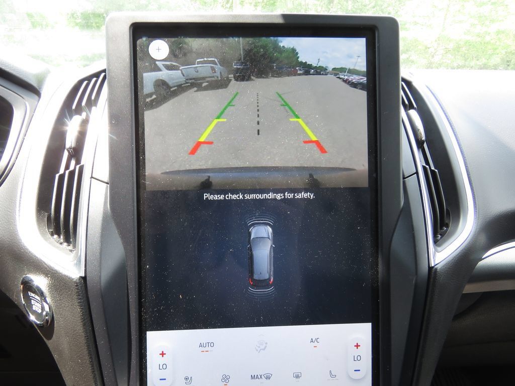 Used 2023 Ford Edge Titanium w/ Cargo Accessory Package AWD/4WD image 25