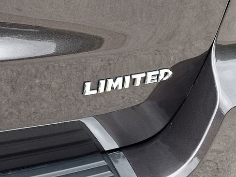 Certified 2021 Jeep Grand Cherokee Limited AWD/4WD image 33