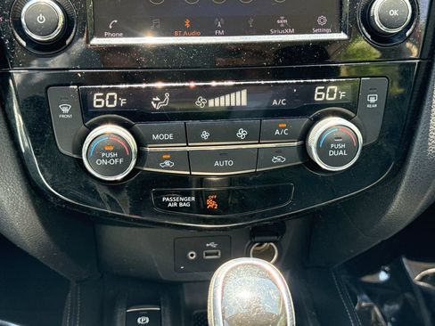 Used 2019 Nissan Rogue Sport SL AWD/4WD image 24