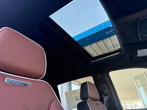 New 2025 GMC Sierra 2500 Denali Ultimate image 15