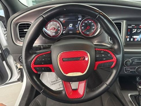 Used 2022 Dodge Charger SXT RWD image 25
