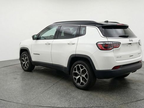 Used 2025 Jeep Compass Limited AWD/4WD image 6