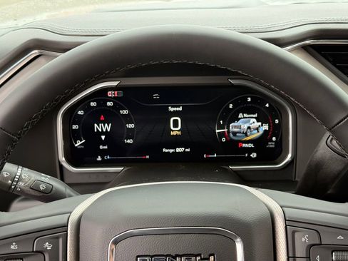 New 2026 GMC Sierra 2500 Denali w/ Denali Reserve Package image 38