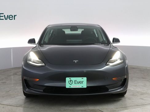 Used 2019 Tesla Model 3 Standard Range Plus RWD image 3