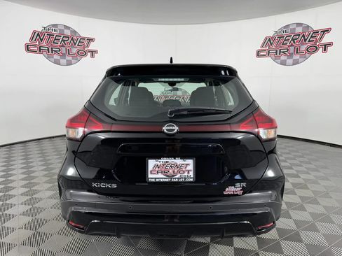 Used 2024 Nissan Kicks SR FWD image 6