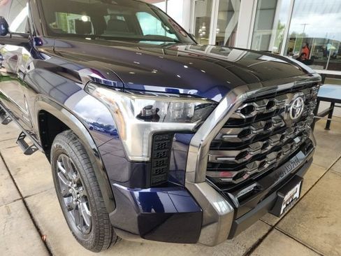Used 2023 Toyota Tundra Platinum AWD/4WD image 8