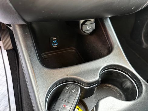 Used 2018 Dodge Journey SE w/ Popular Equipment Group image 20