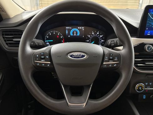 Used 2020 Ford Escape SE FWD image 15