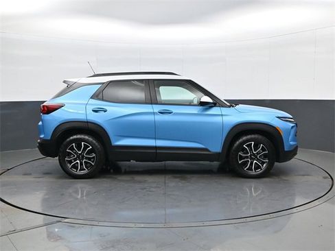 Certified 2025 Chevrolet TrailBlazer ACTIV w/ Driver Confidence Package image 4