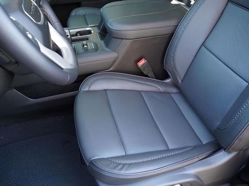 New 2026 GMC Sierra 1500 Denali image 8