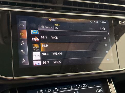 Used 2023 Audi Q8 Prestige AWD/4WD image 19