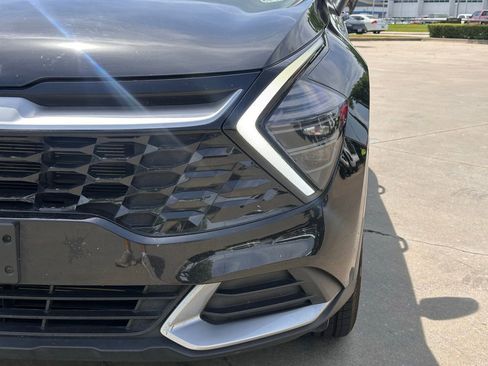 Used 2025 Kia Sportage EX image 6