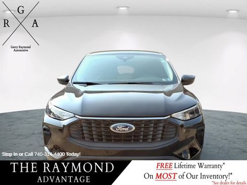 Used 2023 Ford Escape Active AWD/4WD image 2
