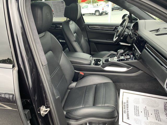Used 2019 Porsche Cayenne Turbo AWD/4WD image 33