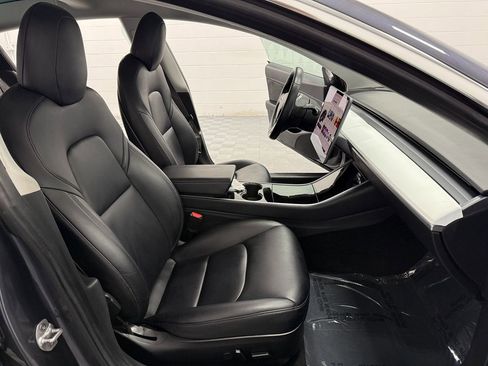 Used 2018 Tesla Model 3 Long Range image 15