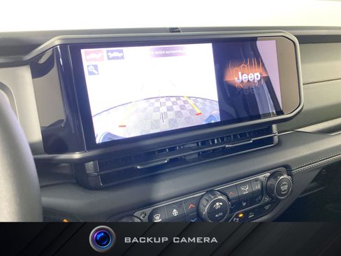 New 2026 Jeep Gladiator Mojave image 4