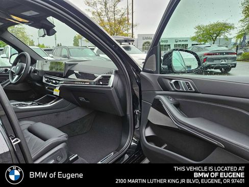 New 2026 BMW X5 xDrive50e w/ M Sport Package AWD/4WD image 10