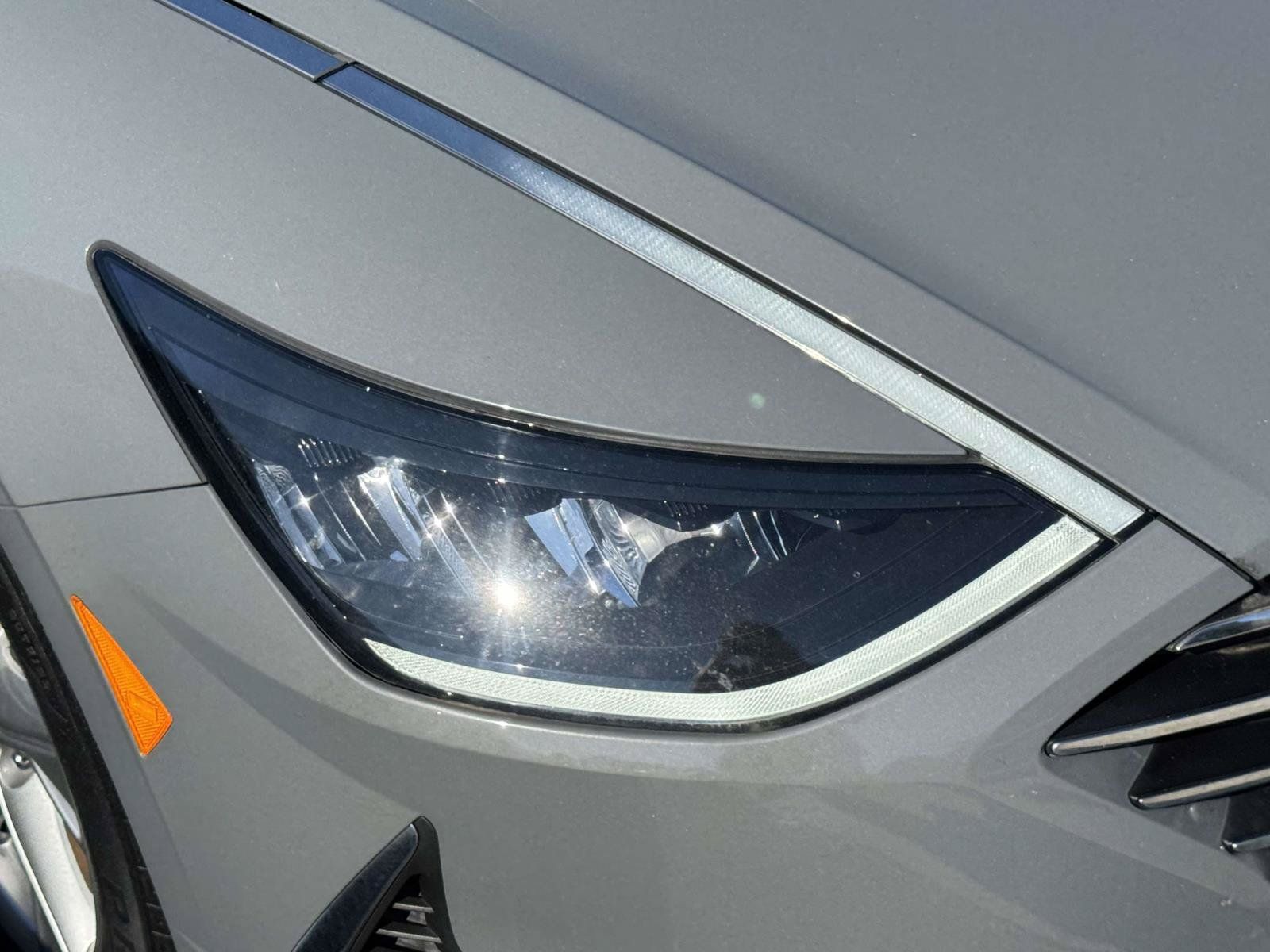 Used 2021 Hyundai Sonata SE w/ Winter Weather Package FWD image 6