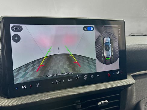 Used 2025 Ford Explorer Platinum w/ LUX Leather Package image 23