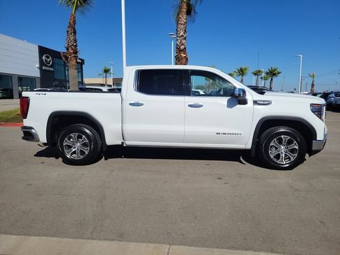 Used 2025 GMC Sierra 1500 SLT AWD/4WD image 35