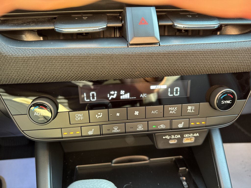 New 2026 Subaru Outback Limited AWD/4WD image 25