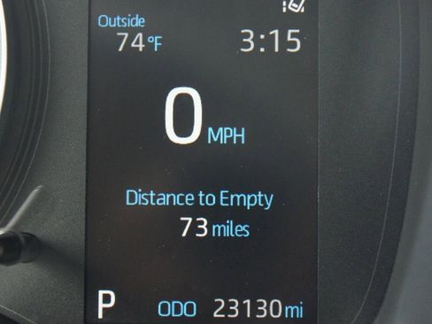 Used 2022 Toyota Corolla LE image 4