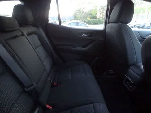 Used 2025 Chevrolet Equinox LT FWD image 14
