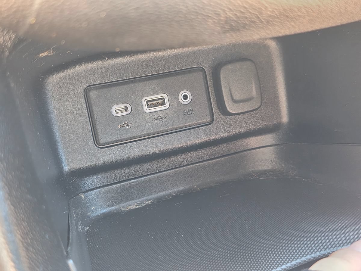 Used 2019 Chevrolet Equinox LT AWD/4WD image 43