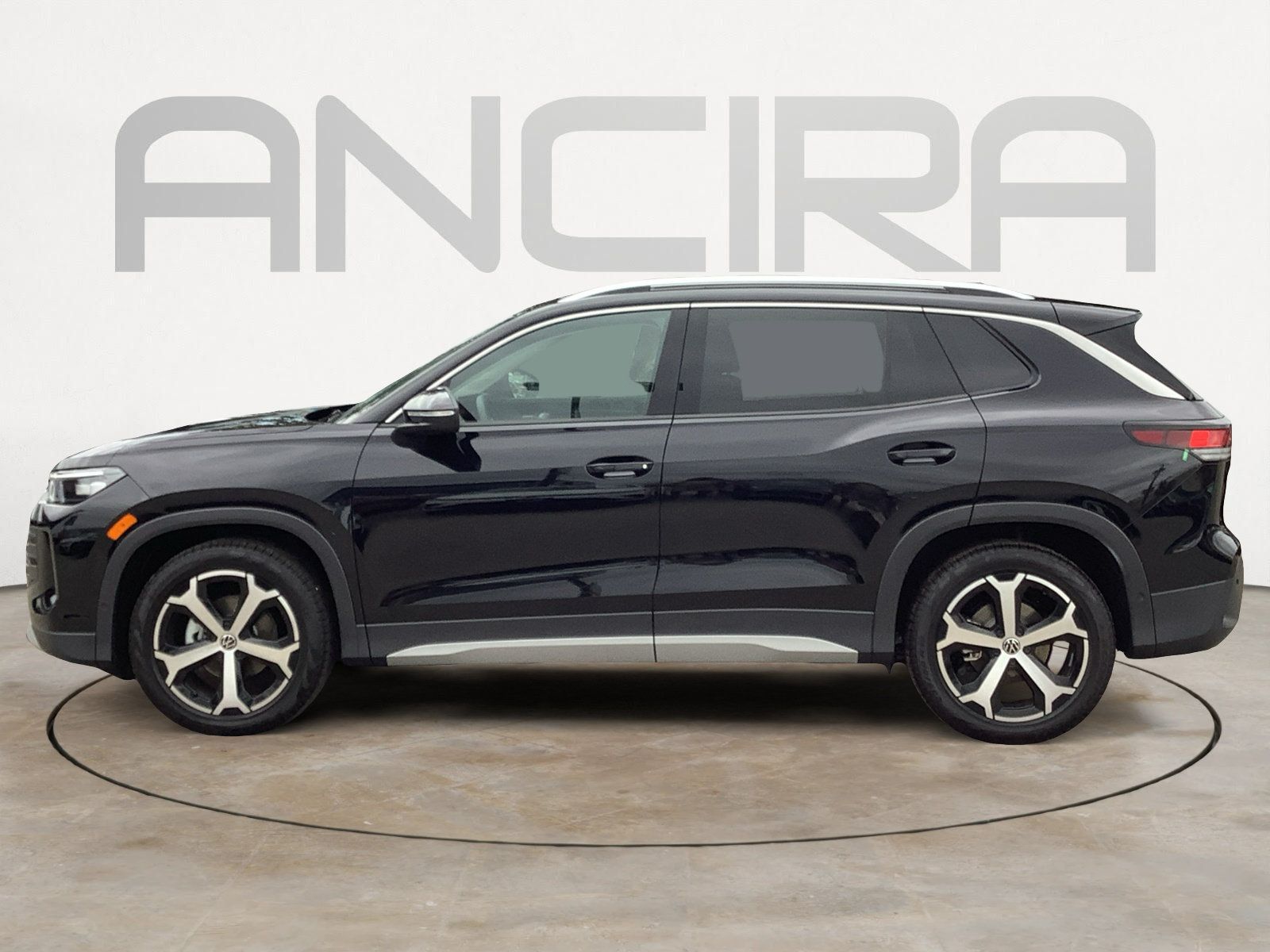 New 2026 Volkswagen Tiguan SE FWD image 5