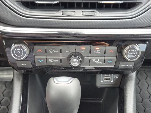 New 2026 Jeep Compass Limited AWD/4WD image 14
