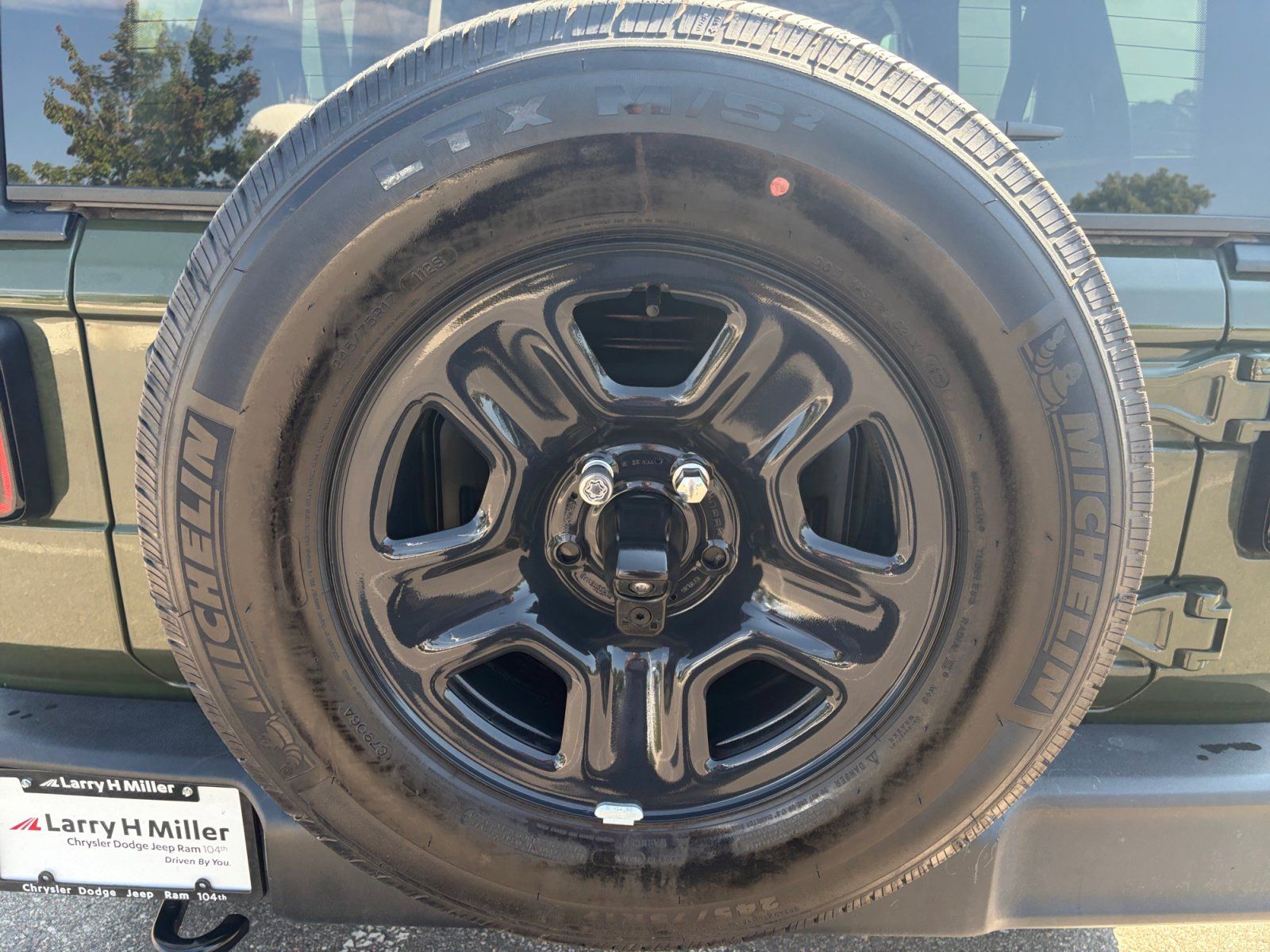 Used 2023 Jeep Wrangler Unlimited Sport AWD/4WD image 32
