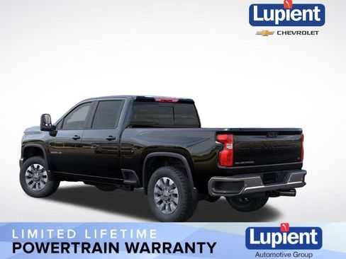 New 2026 Chevrolet Silverado 3500 LT image 3