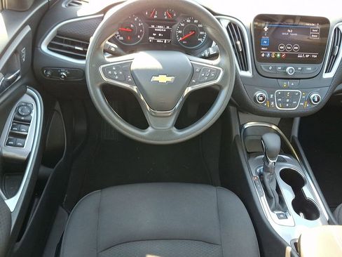 Used 2023 Chevrolet Malibu LT FWD image 11