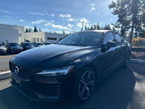Used 2022 Volvo S60 T8 R-Design Expression w/ Advanced Package image 3