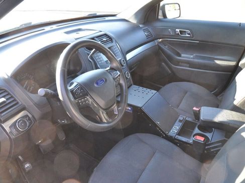 Used 2017 Ford Explorer 4WD Police Interceptor image 18