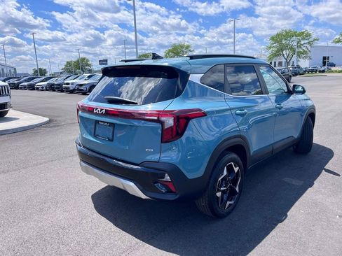 Certified 2024 Kia Seltos EX AWD/4WD image 3