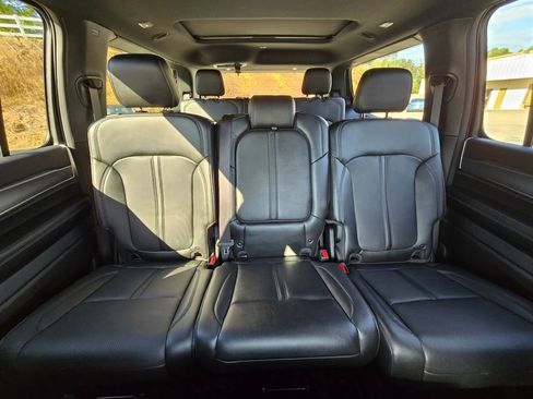 Used 2023 Jeep Wagoneer Series II image 44