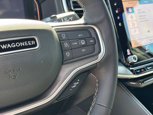 New 2026 Jeep Grand Wagoneer Limited AWD/4WD image 35