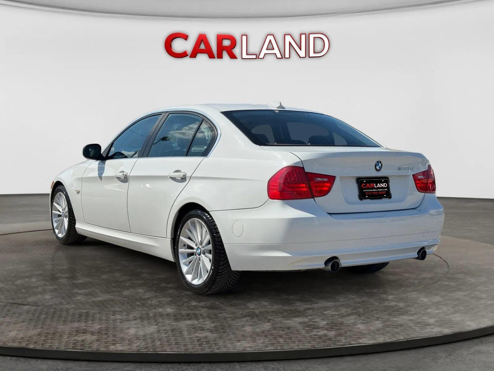 Used 2011 BMW 335d Sedan RWD image 4