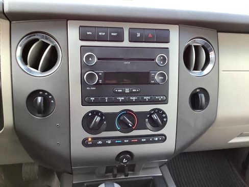 Used 2013 Ford Expedition XLT w/ HD Trailer Tow Pkg AWD/4WD image 44